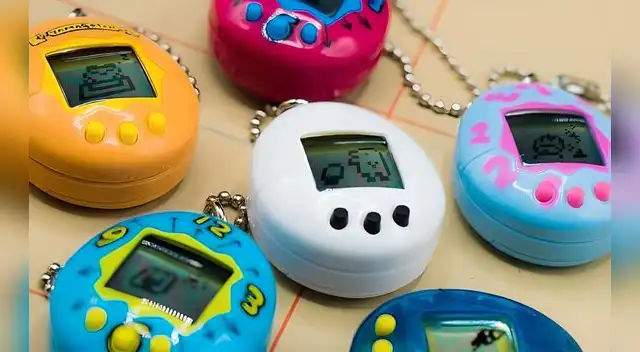 Tamagotchi fue creado en 1996 y ese año salió el primer lote de este juego virtual.