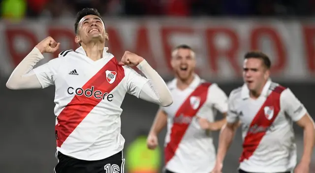 Pablo Solari marcó dos goles en el primer tiempo del River vs Newells