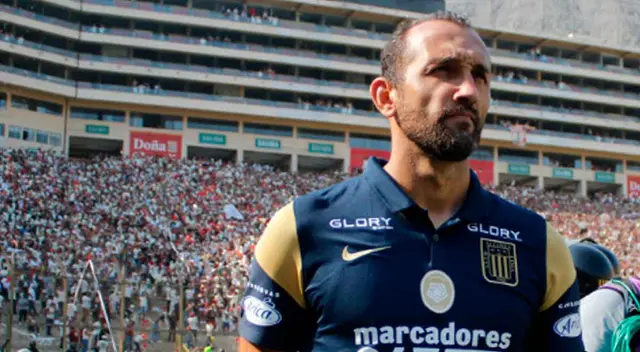 Hernán Barcos, uno de los referentes actuales de Alianza Lima.