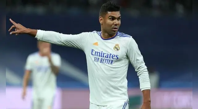 Casemiro fichó por las cuatro próximas temporadas con el Manchester United Casemiro fichó por las cuatro próximas temporadas con el Manchester United