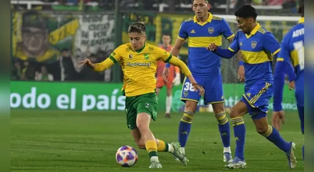 Boca Juniors y Defensa y Justicia juegan en el estadio Norberto Tomaghello. Foto: @ClubDefensayJus