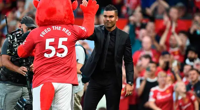 Casemiro presenció el triunfo del Manchester United ante el Liverpool Casemiro presenció el triunfo del Manchester United ante el Liverpool