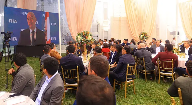  Gianni Infantino manda saludos a la FPF por su aniversario.   