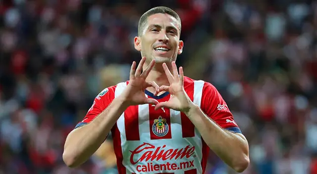 Santiago Ormeño marcó su primer gol con camiseta de Chivas