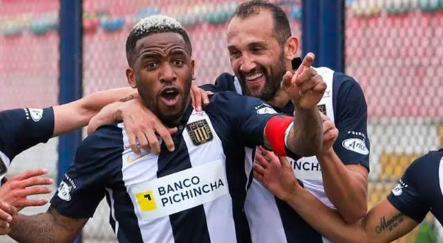 Jefferson Farfán no suma minutos este 2022