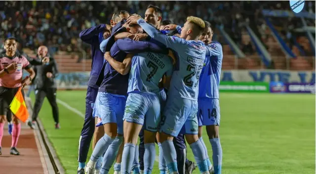Bolívar goleó por 3-0 a  Royal Pari por la jornada 13 de la Liga Boliviana