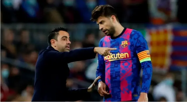Xavi habló sobre el futuro de Gerard Piqué en el Barcelona
