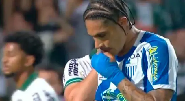Paolo Guerrero en Avaí Paolo Guerrero en Avaí