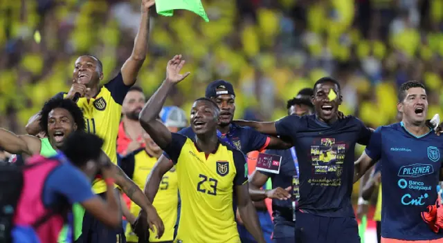 Ecuador celebrando su clasificación al Mundial.