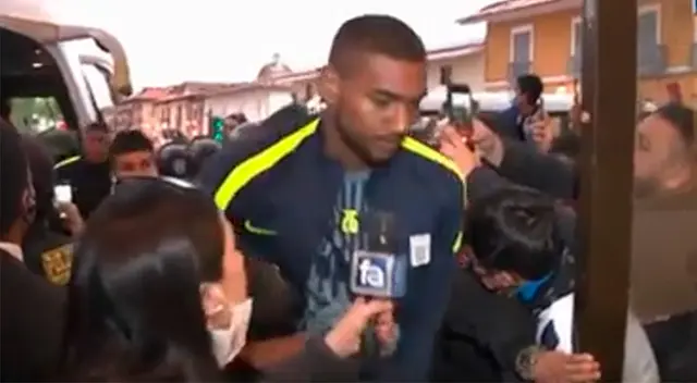 Aldair Fuentes evitó a la prensa