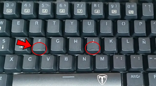 ¿Para qué sirven las rayitas de las teclas 'F' y 'J' en un teclado? Las has usado mal toda la vida ¿Para qué sirven las rayitas de las teclas 'F' y 'J' en un teclado? Las has usado mal toda la vida