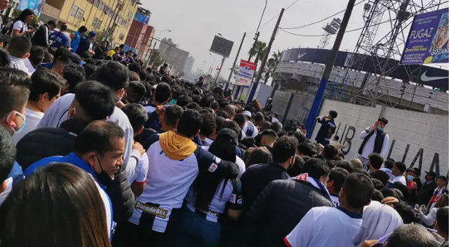 Reportan problemas para ingresar a la tribuna sur de Matute: