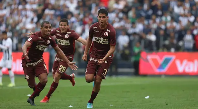 Rugel celebra el primer gol de Universitario