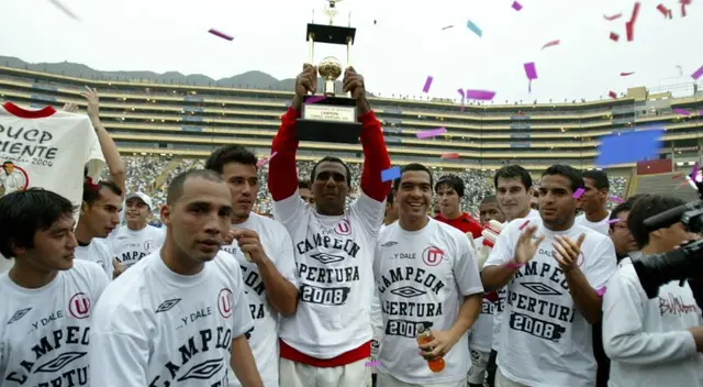 Campeón e ídolo con Universitario en la cuerda floja cómo DT por malos resultados Campeón e ídolo con Universitario en la cuerda floja cómo DT por malos resultados
