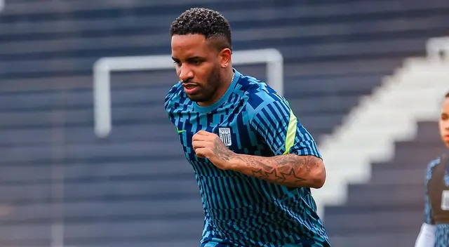 Jefferson Farfán entrenó con normalidad a tres días del partido con Cantolao