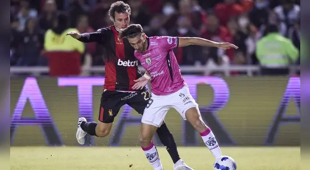 Melgar jugó de local en Arequipa ante Independiente del Valle por la semifinal de la Copa Sudamericana.