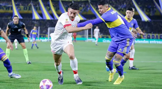 Boca Juniors contra Huracán en La Bombonera