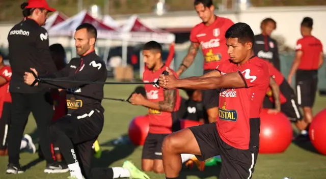 Primer día de entrenamiento de la Selección Peruana