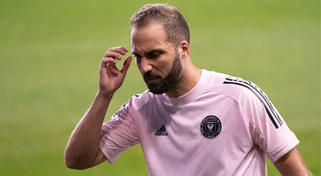 Gonzalo Higuaín con camiseta de Inter de Miami Gonzalo Higuaín con camiseta de Inter de Miami