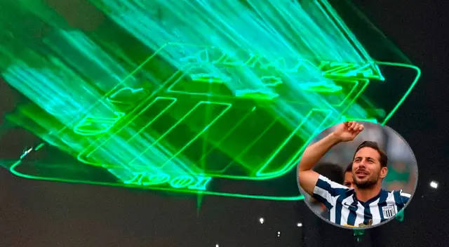 En Alemania hicieron un repaso a la carrera de Claudio Pizarro y el escudo de Alianza Lima destacó.
