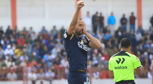 Hernán Barcos lleva 13 goles en la Liga 1 Hernán Barcos lleva 13 goles en la Liga 1