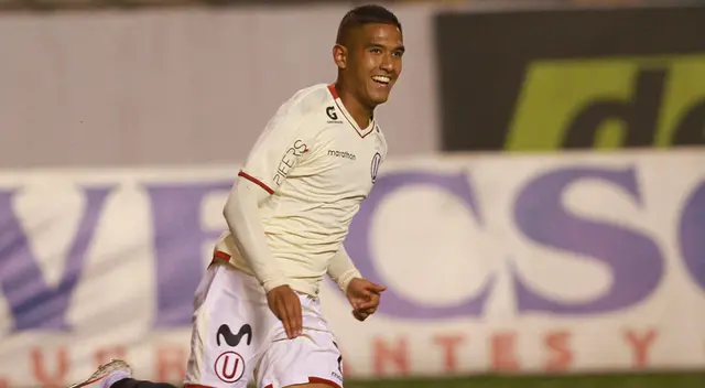 Roberto Siucho con Universitario de Deportes. Roberto Siucho con Universitario de Deportes.