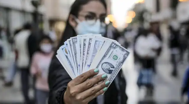 Precio del dólar en Perú