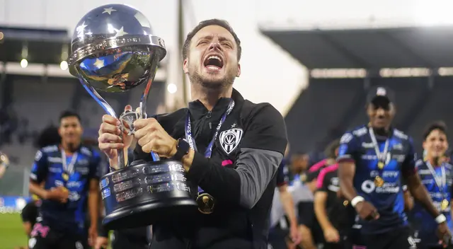 Martín Anselmi eufórico tras ser campeón con Independiente del Valle