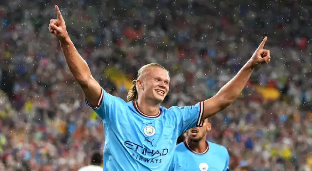 Erling Haaland es uno de los futbolistas mejor pagados del momento. Sus ingresos semanales son un ejemplo de ello. Erling Haaland es uno de los futbolistas mejor pagados del momento. Sus ingresos semanales son un ejemplo de ello.