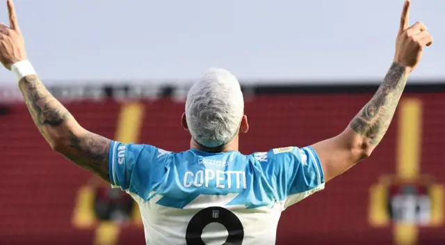Racing ganó 2-0 a Colón