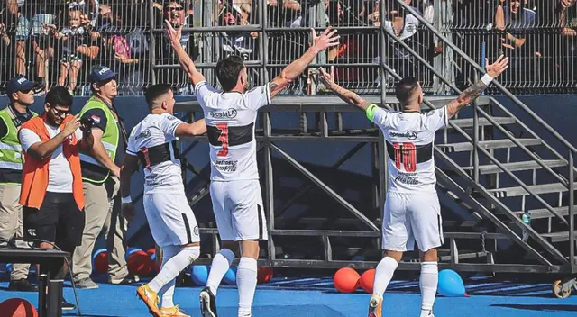 Olimpia se quedó con el clásico al ganar 2-1 a Cerro Porteño