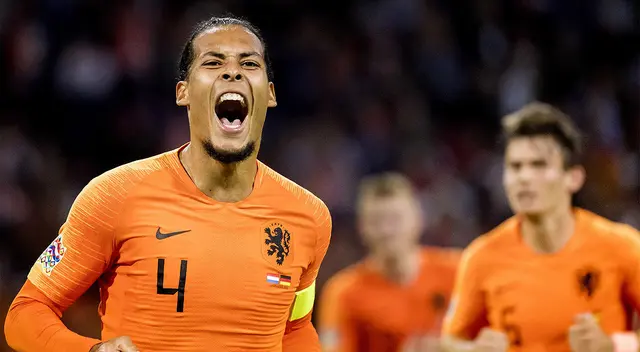 Países Bajos: Virgil van Dijk, capitán, defensor y figura de la 'Naranja Mecánica'. Países Bajos: Virgil van Dijk, capitán, defensor y figura de la 'Naranja Mecánica'.