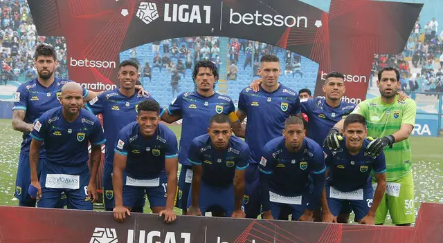 Carlos Stein es uno de los descendido de la Liga 1 2022