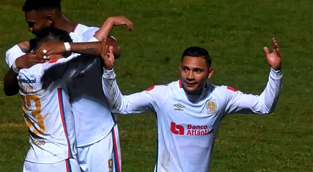 Olimpia vs Alajuelense