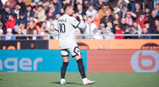 Neymar marcó uno de los goles del PSG ante Lorient Neymar marcó uno de los goles del PSG ante Lorient