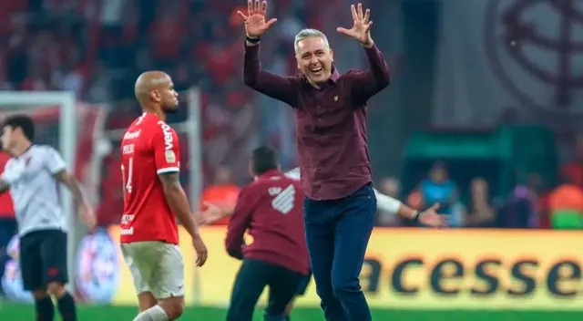 Tiago Nunes será nuevo DT de Sporting Cristal, en reemplazo de Roberto Mosquera