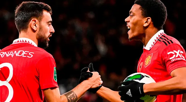 Manchester United goleó 4-2 a Aston Villa por la Carabao Cup