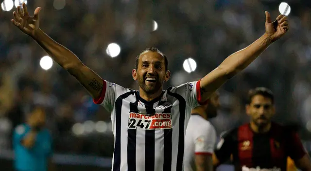 Hernán Barcos seguirá gritando sus goles en La Victoria: renovó con Alianza Lima Hernán Barcos seguirá gritando sus goles en La Victoria: renovó con Alianza Lima