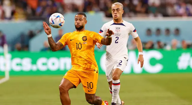 Memphis Depay anotó el primer gol del partido para Países Bajos Memphis Depay anotó el primer gol del partido para Países Bajos