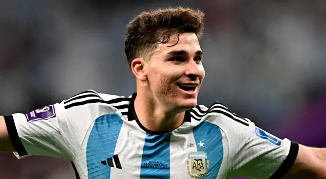 Gol de Julián Álvarez para el 2-0 de Argentina ante Australia Gol de Julián Álvarez para el 2-0 de Argentina ante Australia