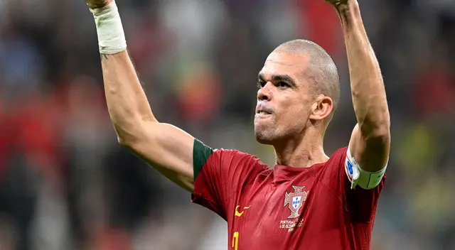 Pepe pone el 2-0 de Portugal sobre Suiza Pepe pone el 2-0 de Portugal sobre Suiza