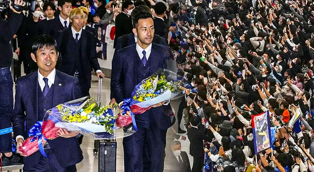 Japón es recibida por una multitud tras el Mundial Qatar 2022