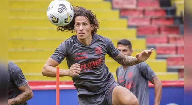 Williams Riveros pertenece a Barcelona de Guayaquil.