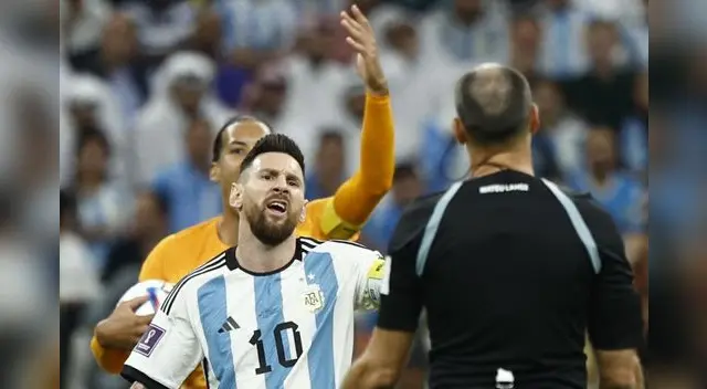 Messi arremetió contra el árbitro del partido Mateu Lahoz