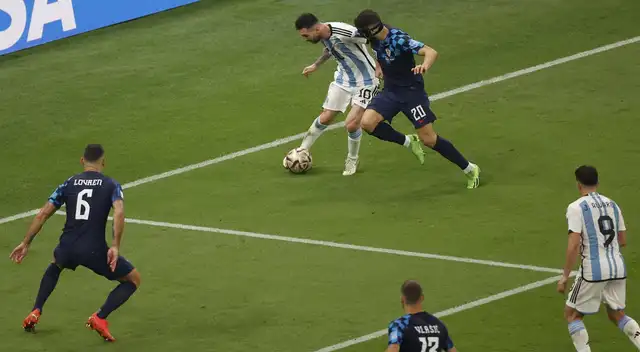 Lionel Messi quebró a Gvardiol con espectacular jugada previo al 3-0. Lionel Messi quebró a Gvardiol con espectacular jugada previo al 3-0.