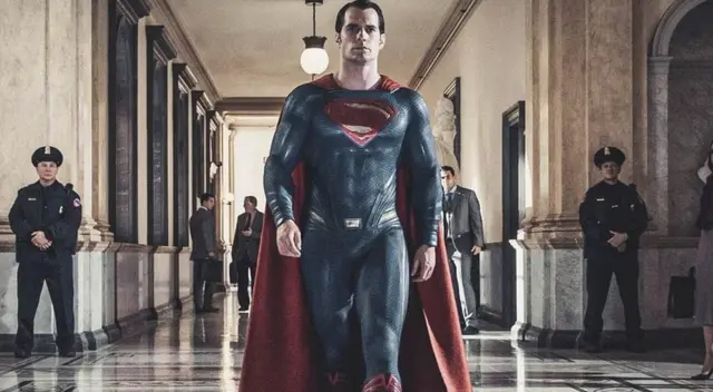  Cavill inicialmente había confirmado su continuidad en la saga, pero finalmente dio un paso atrás. | Fuente: Okdiario.com