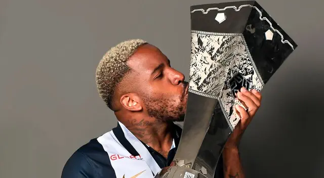 Jefferson Farfán fue campeón con Alianza Lima en 2021 y 2022