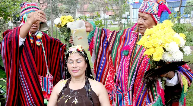 baños de florecimiento para recibir el Año Nuevo 2023