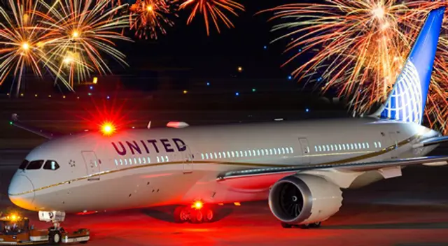 Un grupo de pasajeros podrás celebrar dos veces el Año Nuevo gracias a la diferencia de horarios entre Corea del Sur y EE.UU. Un grupo de pasajeros podrás celebrar dos veces el Año Nuevo gracias a la diferencia de horarios entre Corea del Sur y EE.UU.