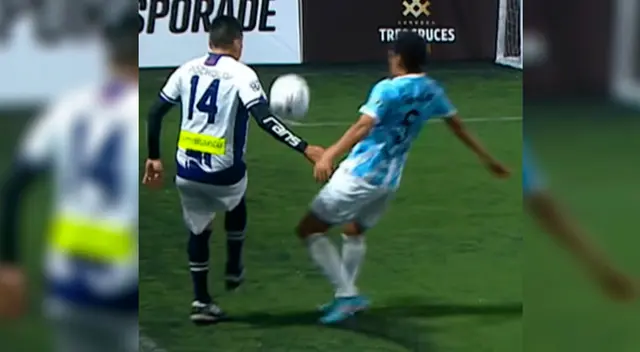 Carlos Lobatón en plena acción